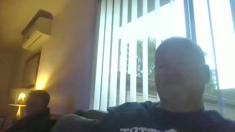 black_n_white4 online show from 03-03-25, 08:49