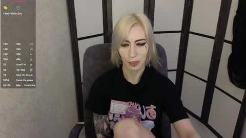 Emily online show from 04-10-26, 08:30