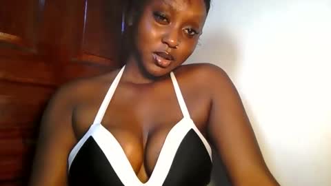 Snapshot of black_paanther chatting on 05-20-26, 10:21 black_paanther online show from 05-20-26, 10:21