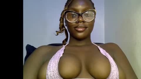 Snapshot of black_petitqueen12 chatting on 02-15-26, 07:54 BLACK online show from 02-15-26, 07:54