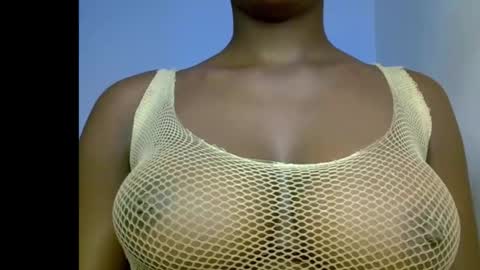 Snapshot of black_petitqueen12 chatting on 02-20-26, 09:15 BLACK online show from 02-20-26, 09:15