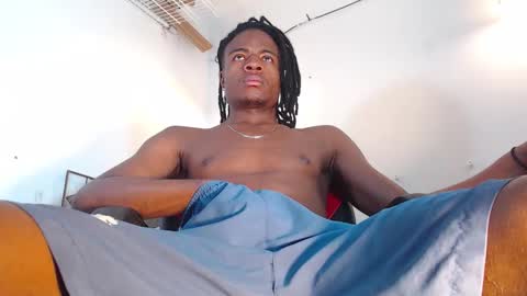 Snapshot of black_raiden chatting on 10-15-25, 11:38 black raiden online show from 10-15-25, 11:38