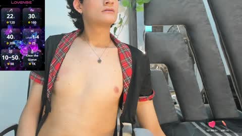 Snapshot of black_rose02 chatting on 01-06-25, 11:40 B L A C K R O S E online show from 01-06-25, 11:40