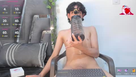 Snapshot of black_rose02 chatting on 01-11-25, 08:21 B L A C K R O S E online show from 01-11-25, 08:21