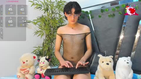 Snapshot of black_rose02 chatting on 02-02-25, 11:51 B L A C K R O S E online show from 02-02-25, 11:51