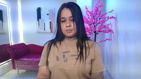 Snapshot of black_roseee chatting on 11-09-25, 03:49 Rousse online show from 11-09-25, 03:49