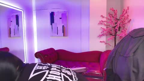 Rousse  online show from 05-10-26, 04:06