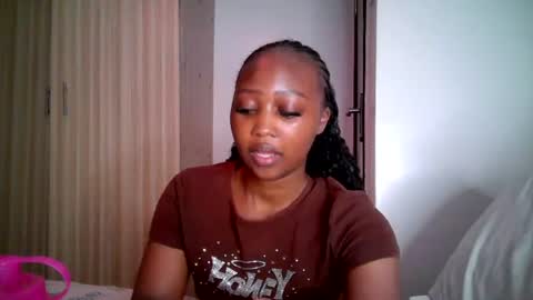 veraa online show from 06-14-26, 03:47