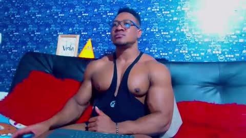 duglas online show from 12-14-25, 07:18