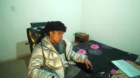 black_tentationx online show from 02-04-25, 05:21