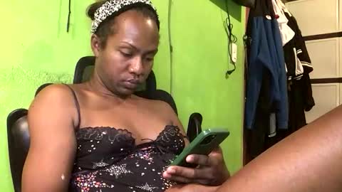 Crystal online show from 10-12-25, 07:35