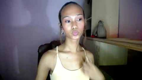 Snapshot of blackbarbiechantalxvx chatting on 10-23-25, 04:50 blackbarbiechantalxvx online show from 10-23-25, 04:50