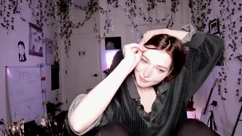 Ella online show from 03-24-26, 11:10