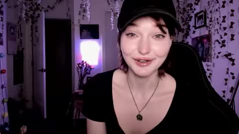 Ella online show from 03-27-26, 02:39