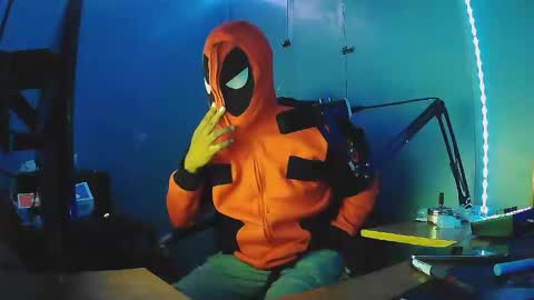 Snapshot of blackboardman chatting on 04-05-26, 09:17 blackboardman online show from 04-05-26, 09:17