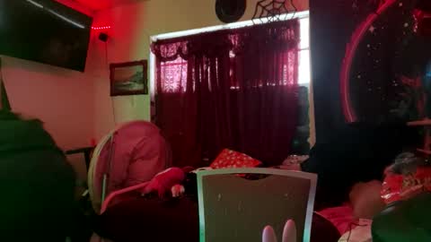 Snapshot of blackdemonking0 chatting on 10-20-25, 02:28 blackdemonking0 online show from 10-20-25, 02:28