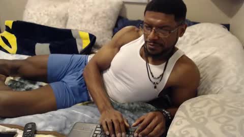 Sabellian Ukukhothama online show from 01-19-26, 05:55