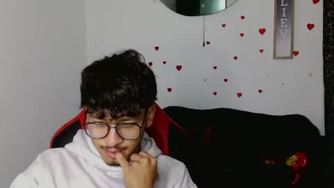 mateo online show from 06-11-26, 12:32