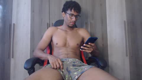 Blackguy720 online show from 12-07-24, 03:41