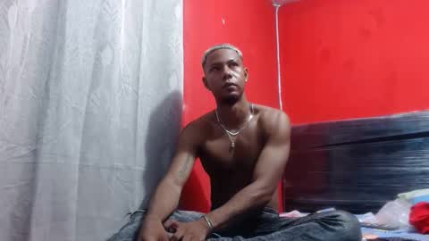 Snapshot of blackhornyx20 chatting on 01-18-26, 01:53 blackhornyx20 online show from 01-18-26, 01:53