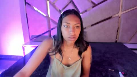 Snapshot of blackk_rosee_ chatting on 09-12-25, 11:43 Rosse online show from 09-12-25, 11:43