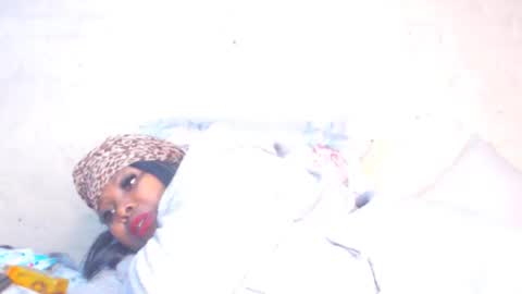 Snapshot of blackladyqx82 chatting on 05-11-26, 11:35 blackladyqx82 online show from 05-11-26, 11:35