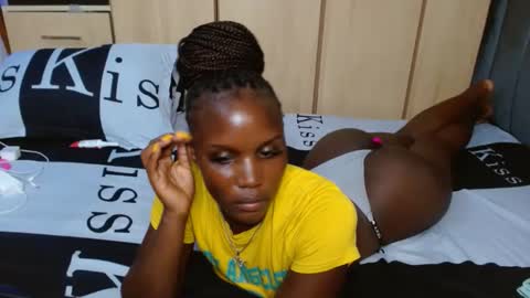 Smiley sylivia online show from 02-23-25, 04:46