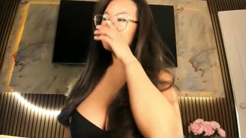 Karina online show from 09-23-25, 10:18