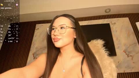 Karina online show from 01-13-26, 03:23