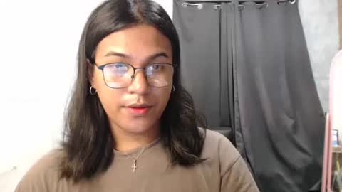 Ellez online show from 10-25-25, 03:51