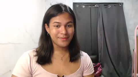 Ellez online show from 11-23-25, 06:19