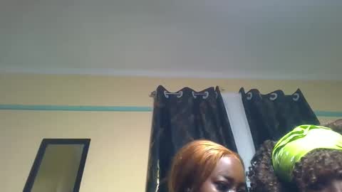 Snapshot of blackprincess25 chatting on 09-11-25, 12:44 Lorraine online show from 09-11-25, 12:44