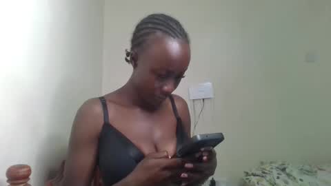 Snapshot of blackprincess25 chatting on 09-14-25, 05:01 Lorraine online show from 09-14-25, 05:01