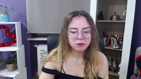 Z O E Y online show from 12-02-24, 05:37