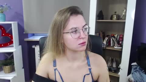 Z O E Y online show from 12-03-24, 09:00