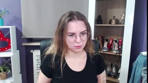 Z O E Y online show from 12-04-24, 05:27