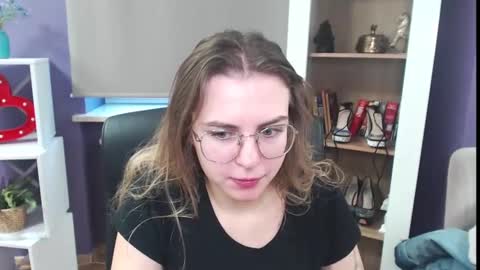 Z O E Y online show from 12-04-24, 09:07