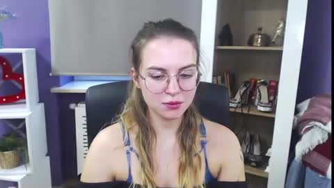 Z O E Y online show from 12-05-24, 09:28