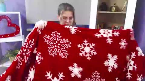 Z O E Y online show from 12-23-24, 07:17