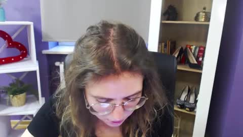 Z O E Y online show from 01-24-25, 08:55