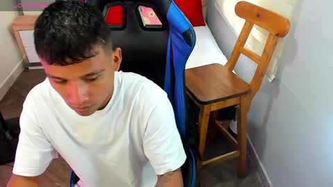 Snapshot of blacksex_boy chatting on 10-09-25, 04:49 Marlon online show from 10-09-25, 04:49