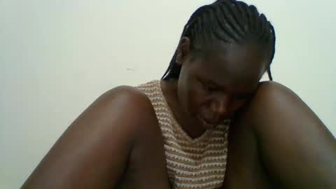 Snapshot of blacksexygal chatting on 10-27-25, 04:33 SARAH online show from 10-27-25, 04:33