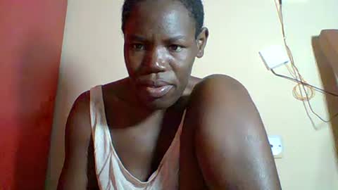 Snapshot of blacksexygal chatting on 07-05-26, 07:43 SARAH online show from 07-05-26, 07:43