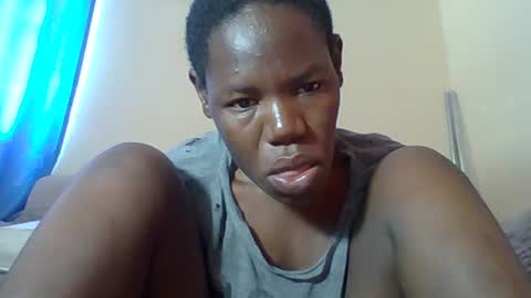 Snapshot of blacksexygal chatting on 07-20-26, 10:39 SARAH online show from 07-20-26, 10:39