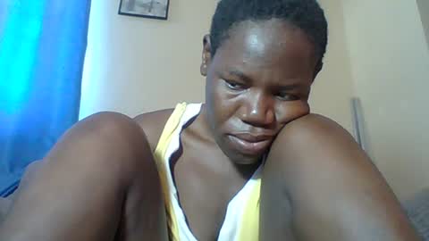 Snapshot of blacksexygal chatting on 07-25-26, 07:50 SARAH online show from 07-25-26, 07:50