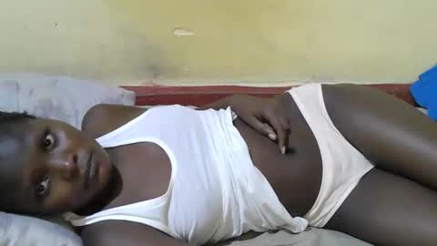 blackslim_girl2 online show from 10-31-25, 11:22