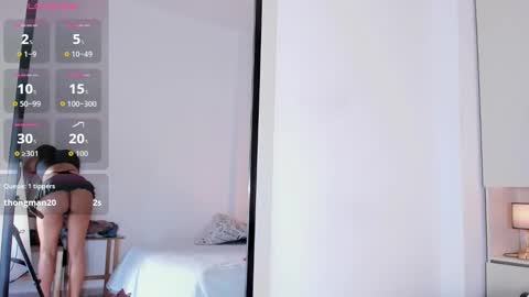 Snapshot of blackywhiite chatting on 10-19-25, 04:57 GRACE online show from 10-19-25, 04:57