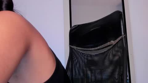 Snapshot of blackywhiite chatting on 11-08-25, 05:18 GRACE online show from 11-08-25, 05:18