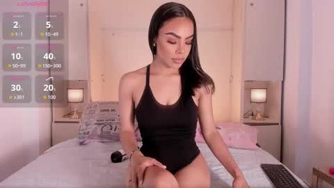 Snapshot of blackywhiite chatting on 11-13-25, 05:17 GRACE online show from 11-13-25, 05:17