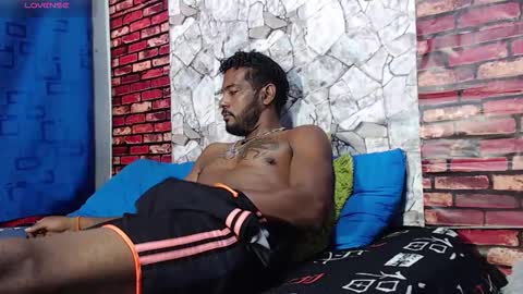 Snapshot of blade_foxx chatting on 03-11-26, 12:55 Richard online show from 03-11-26, 12:55